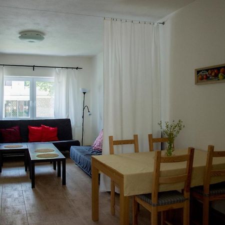 Ubytovani Domecek V Mikulove Apartment Bagian luar foto